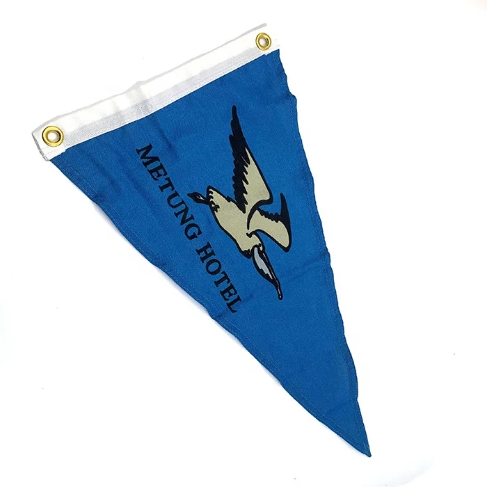 Good Quality Custom Logo Printed Felt Banner Flag School Event Felt Pennant Flag