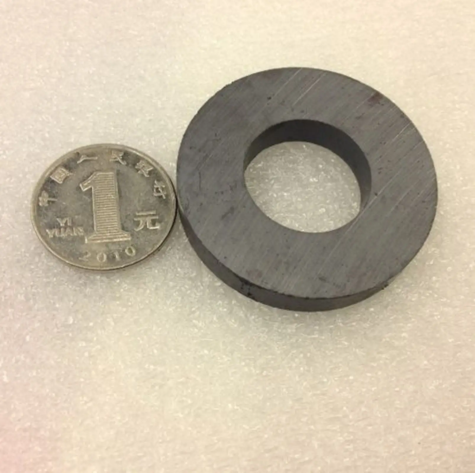 Direct Selling Custom Shape Fashional Style Industrial Permanent Y30BH Ferrite Magnet