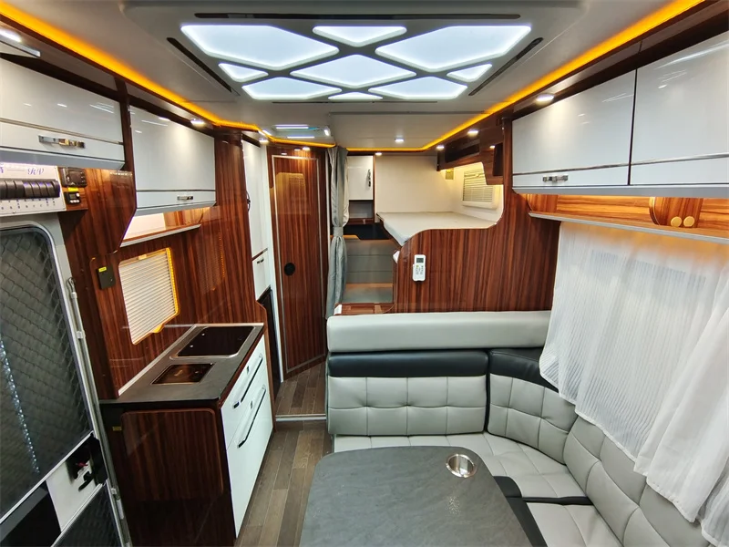 MAXUS V90  Luxury 4x4 Truck Camper Travel Motorhome For Outdoor Camping/New RV Camper Motorhome Off-Road with 2 bed