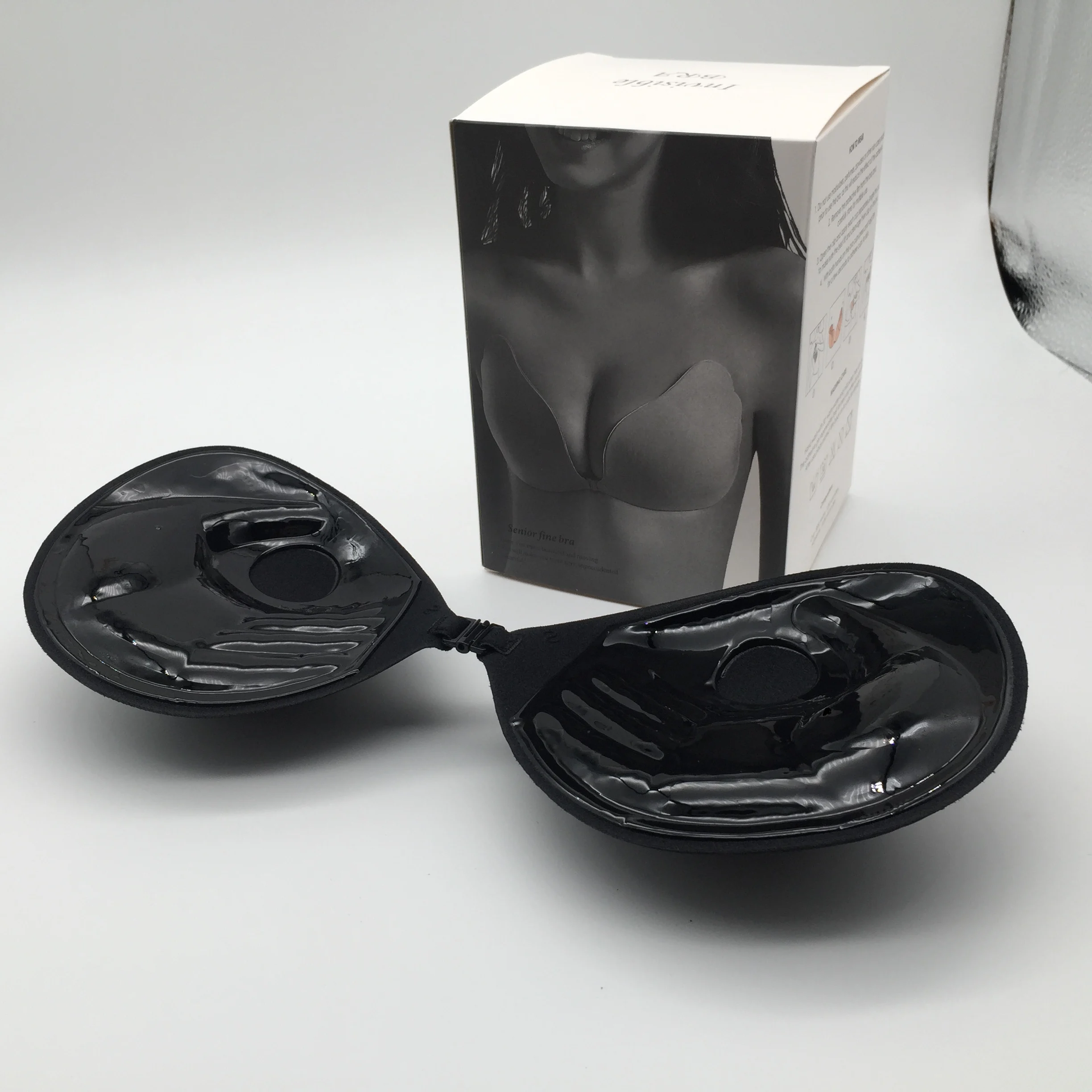 Waterproof Reusable Invisible  Lift up Sticky Strapless Silicone Self Adhesive Push Up Bra