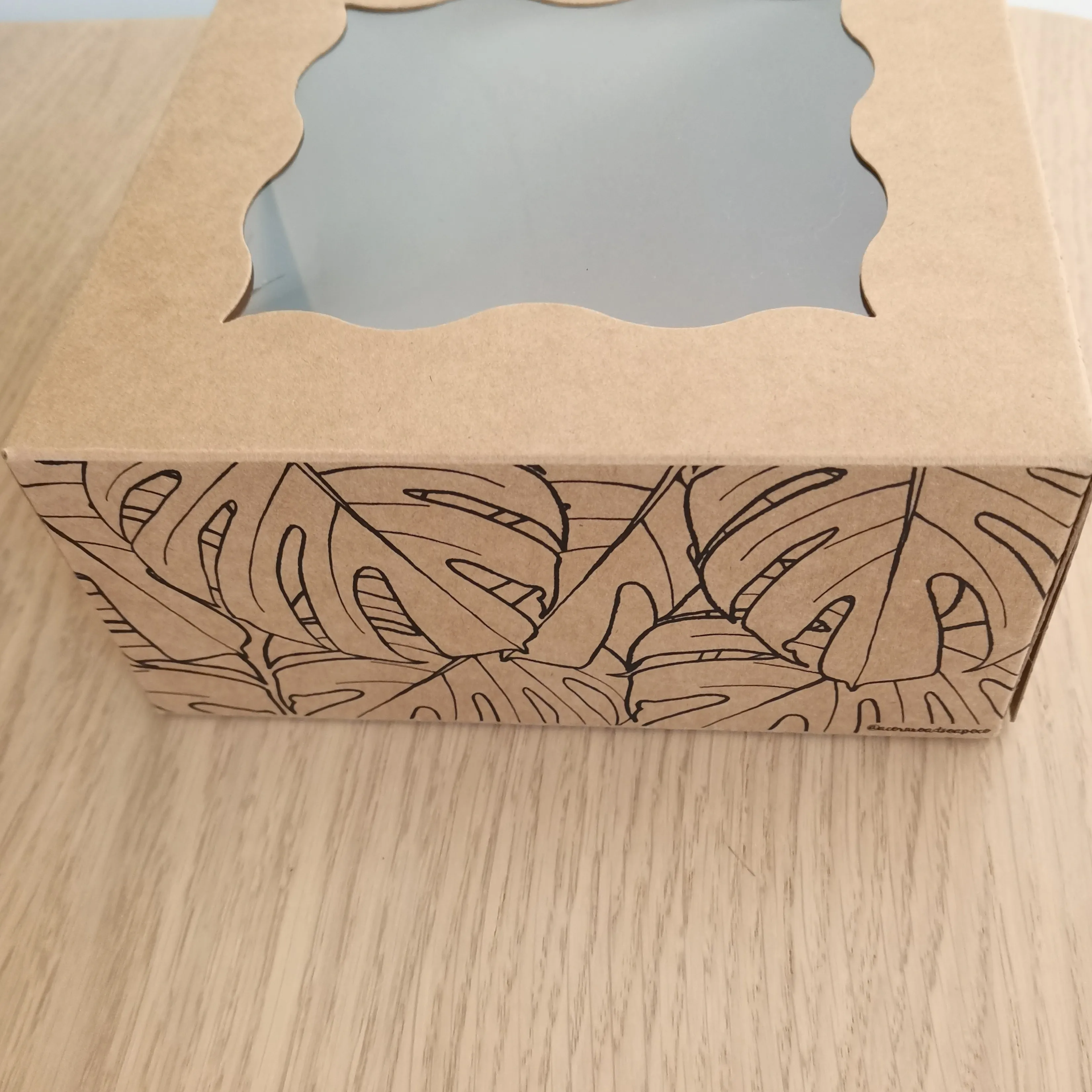 food grade Custom logo Bakery Box with Window Eco-Friendly Paper Board Cardboard Gift Packaging Boxes for Pastries Cookies Cakes