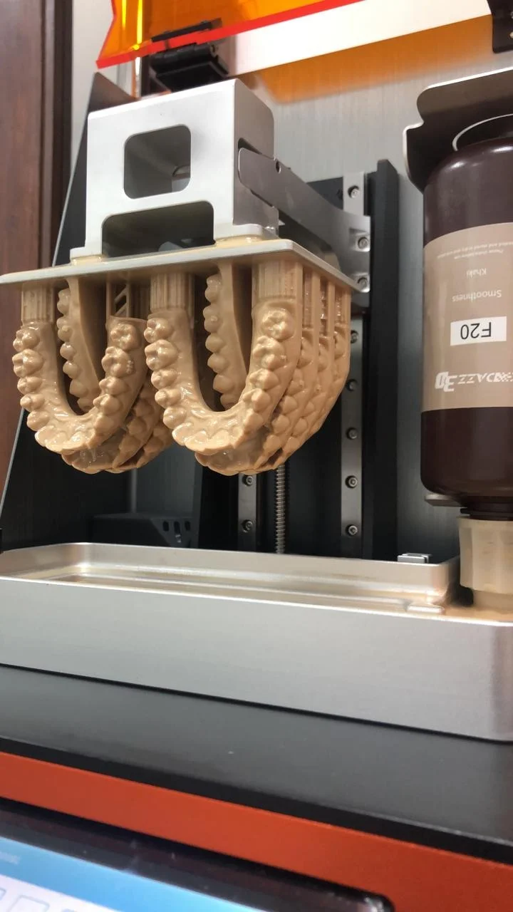 DAZZLE Dazz 3D L120  The Best LCD/SLA/DLP 3D printer with High Precision dual Z-Axis slides  for Dental clinic/ dental lab