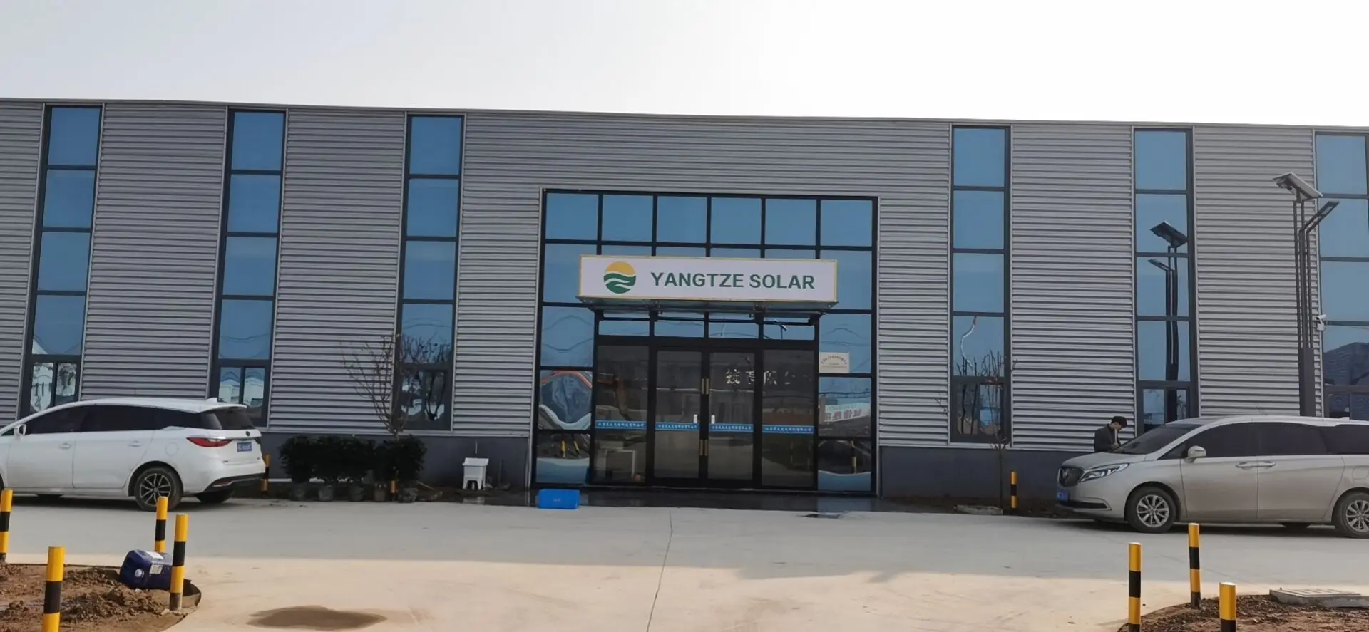 750W Bifacial Solar Pv Panels Manufacturing Topcon Solar Power Pane
