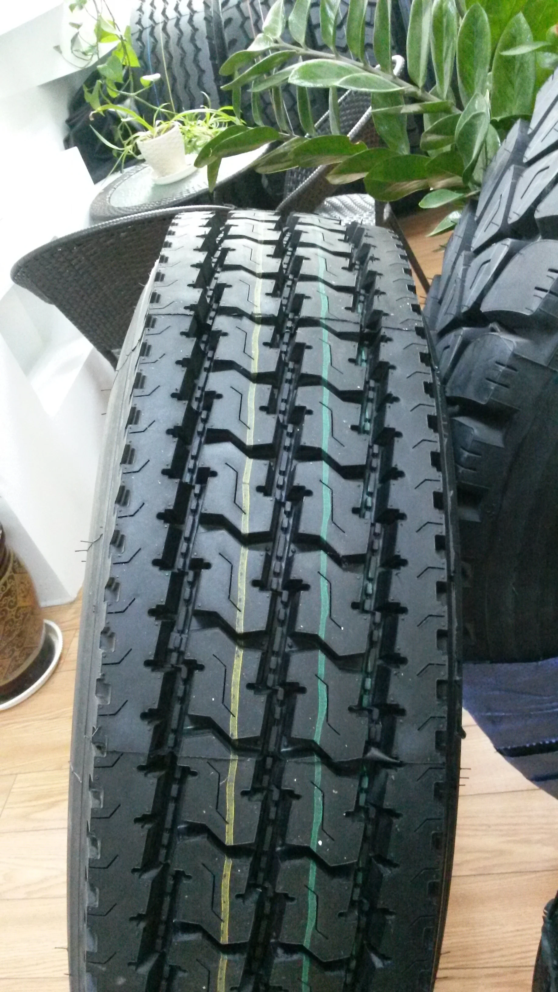 Reliable all steel truck tire 315/80R22.5 11R22.5 1200R20 1200R24 good quality high performance wholesales