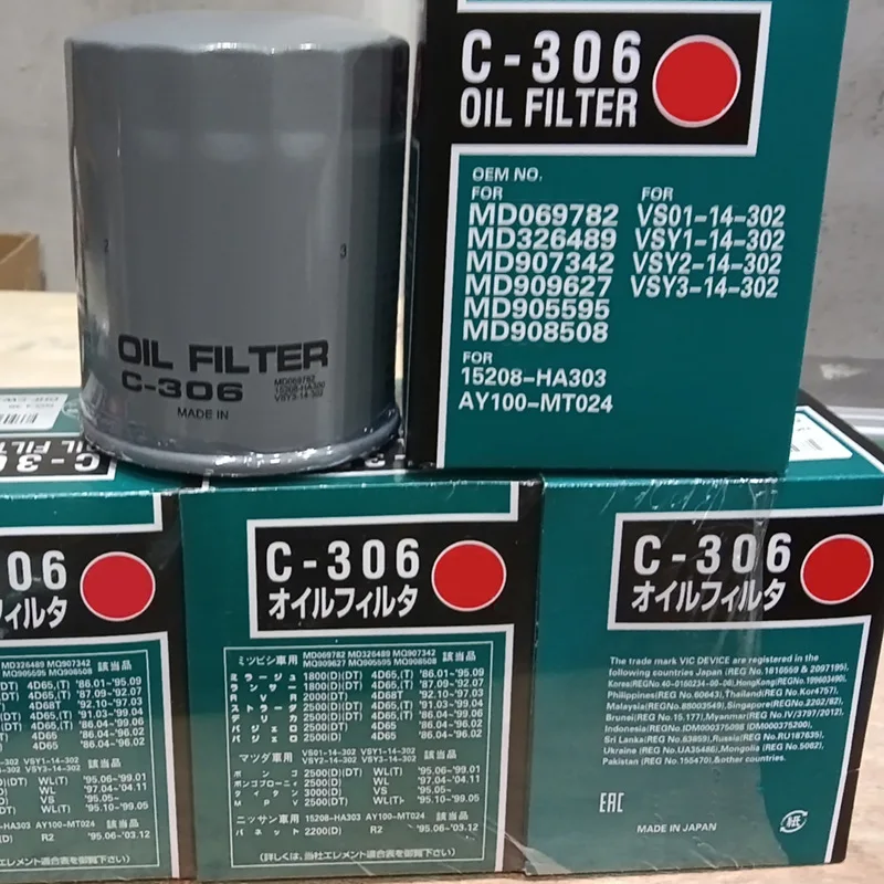 High Quality Low Price And Factory Direct C-306 MD069782 Oil Filter For MITSUBISHI GALANT L200 L300 L400 LANCER PAJERO
