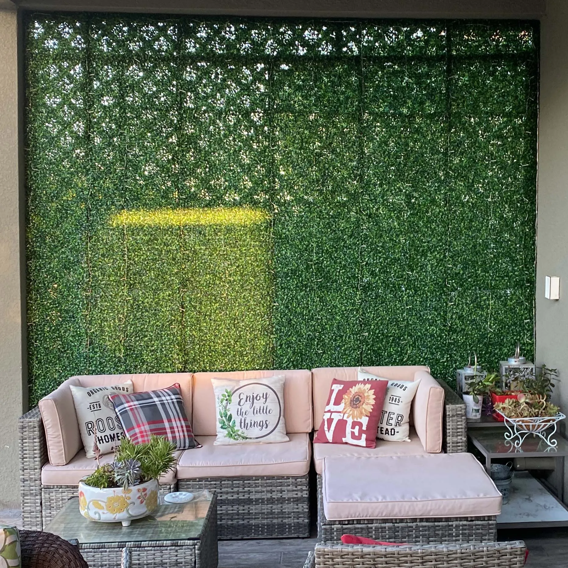 P6 Wedding Garden Decoration Green Leaves Panel Plastic Mat Hedge Boxwood Artificial Grass Wall