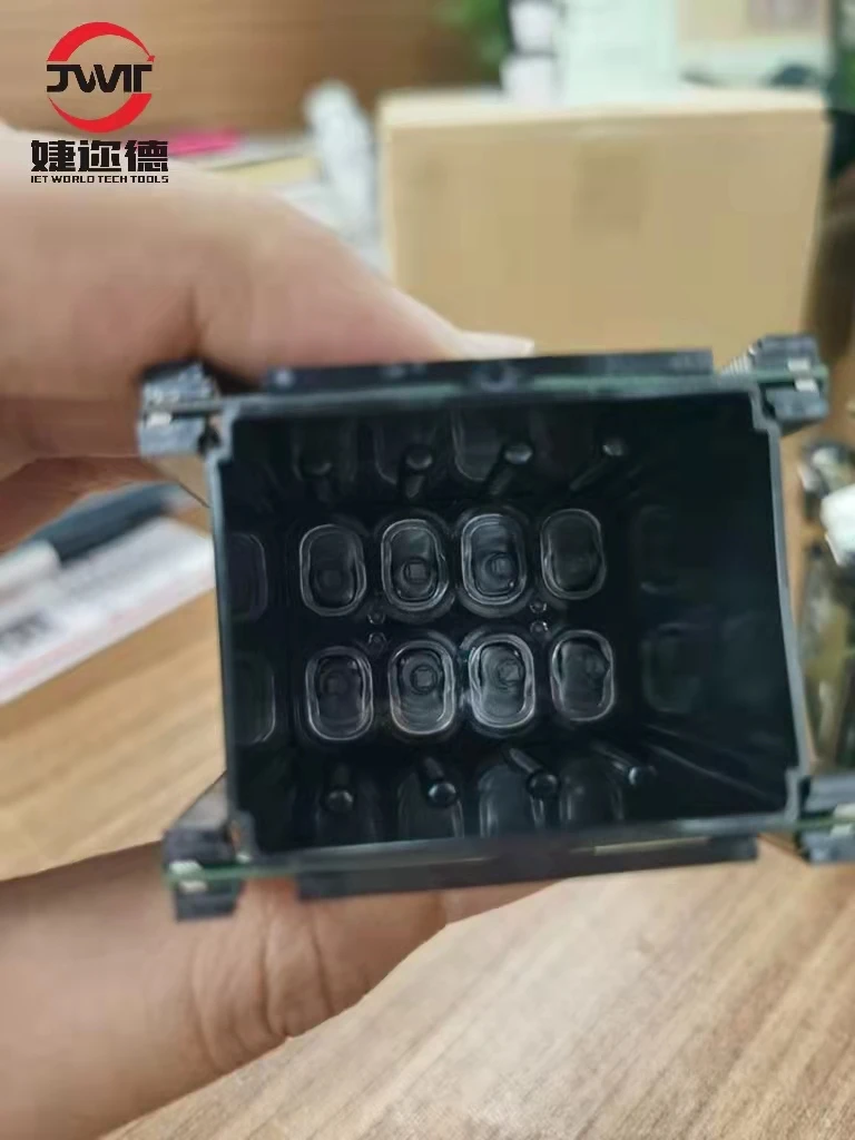 Mimaki JV300 Print Head with Unique Advanced Ink Droplet Ejection Control