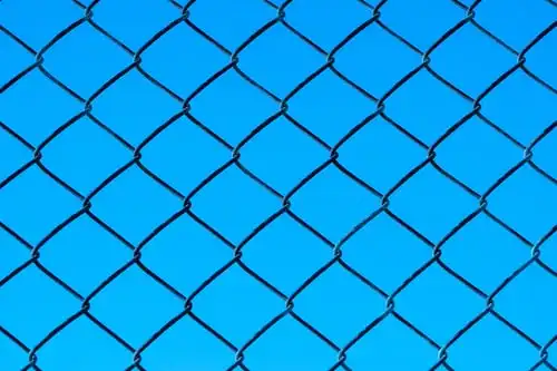 Garden House Farm Fence PVC Coated Galvanized Used Chain Link Fence Steel Wire Fence Customized Good Price