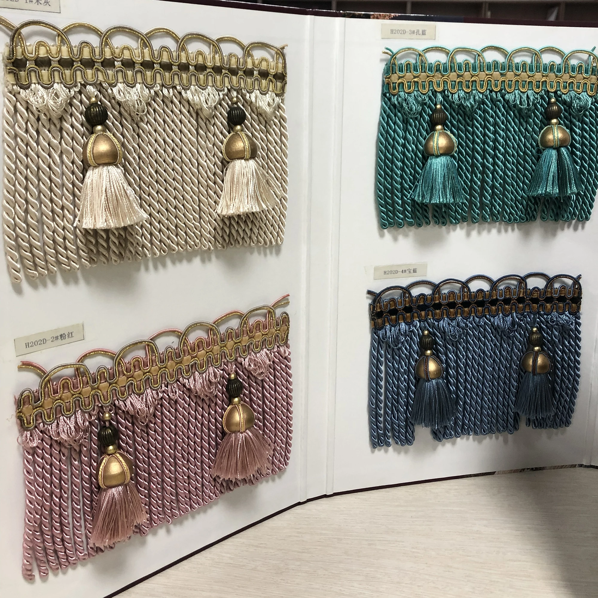 Furniture Twisted 12cm Tassels 100% Polyester Pendant With Beads and trim For Curtain Edge