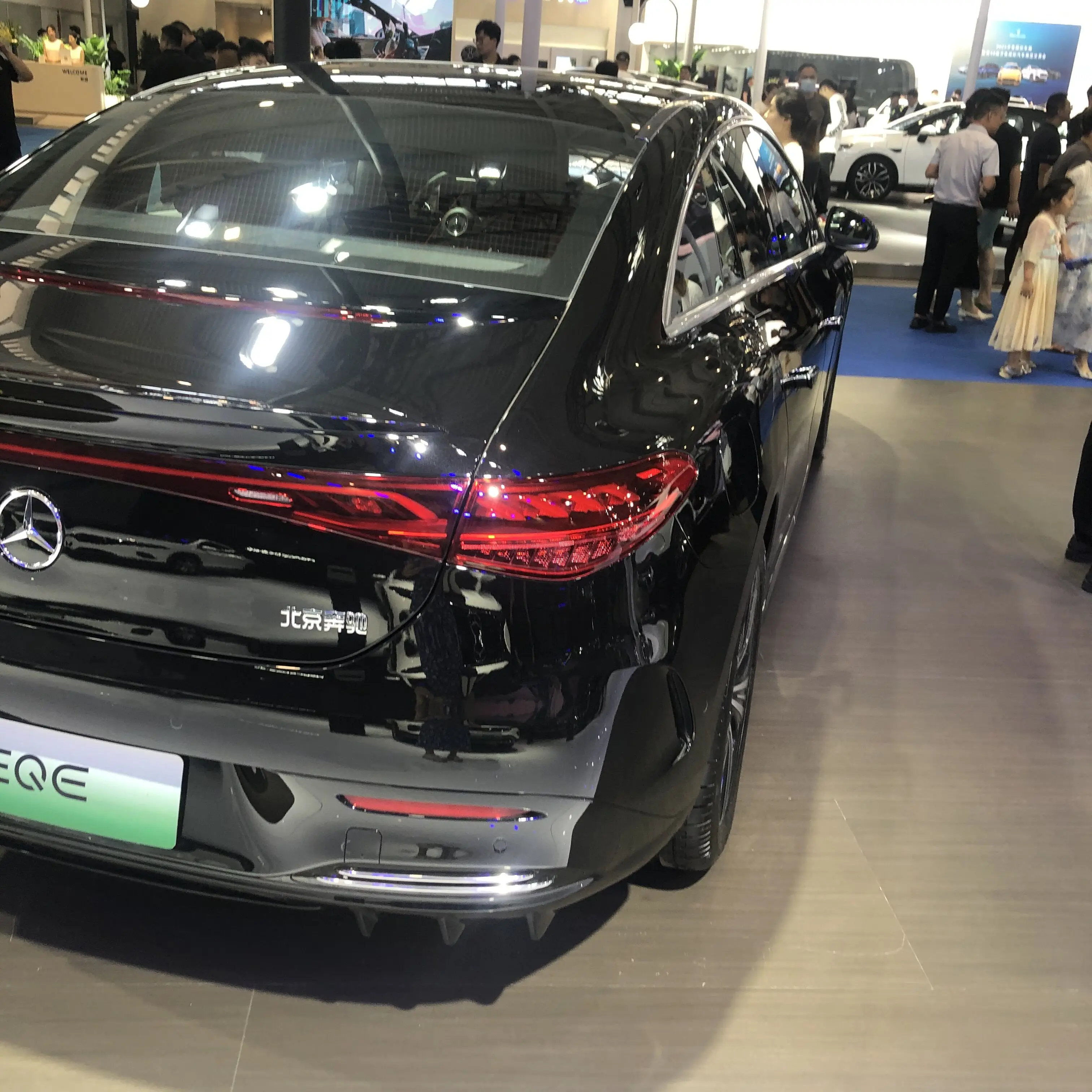 In Stock Ben-z EQE 350 Four Doors Five Seats Sedan For Adult Electric Car