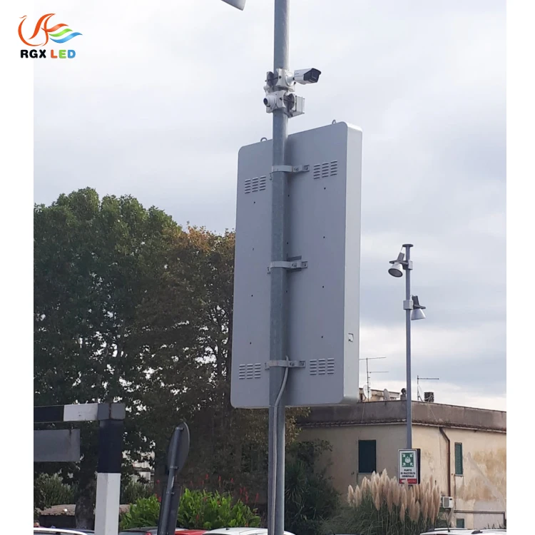 High Quality Outdoor Waterproof P4 WIFI 3G 4G Outdoor Street Lighting Pole Advertising Display Led Screen