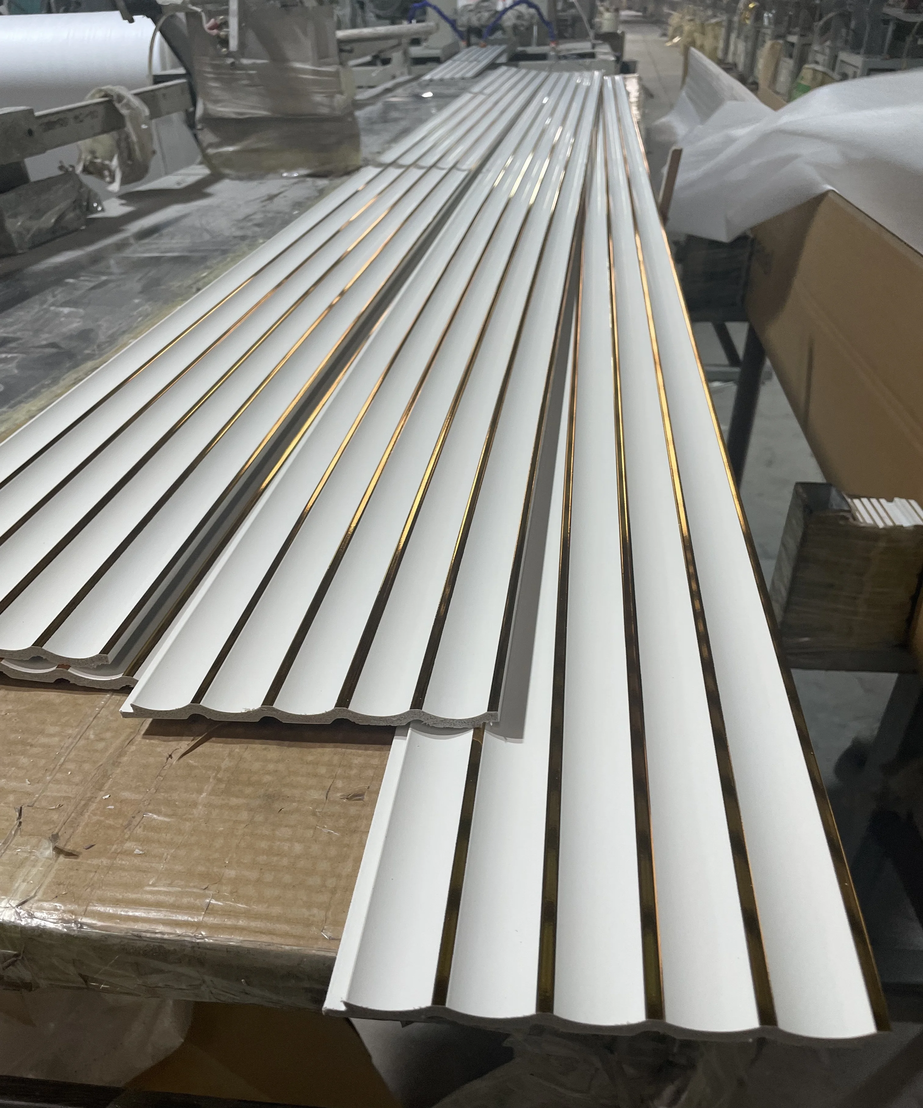 Заводская поставка Высококачественная декоративная настенная Водонепроницаемая пластиковая панель для стен