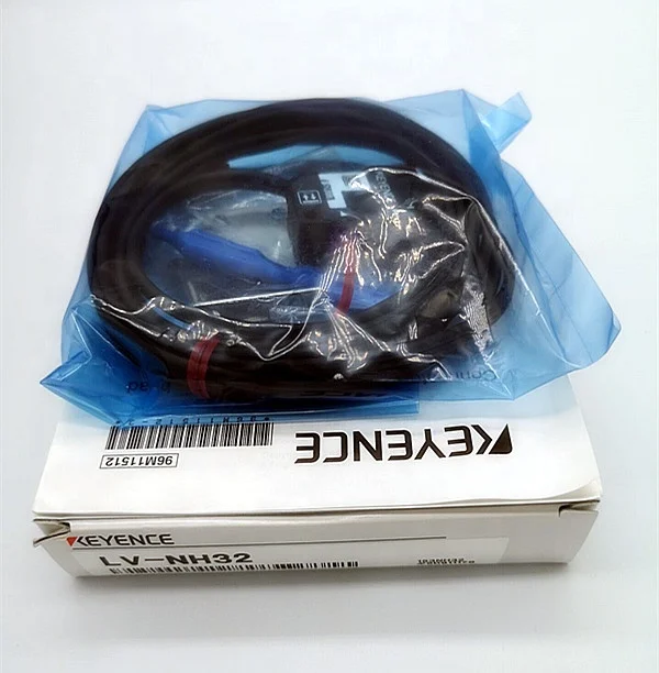 KEYENCE  Multi-Purpose Digital Laser Sensor  LV-NH32    Spot Reflective Adjustable beam spot   New original