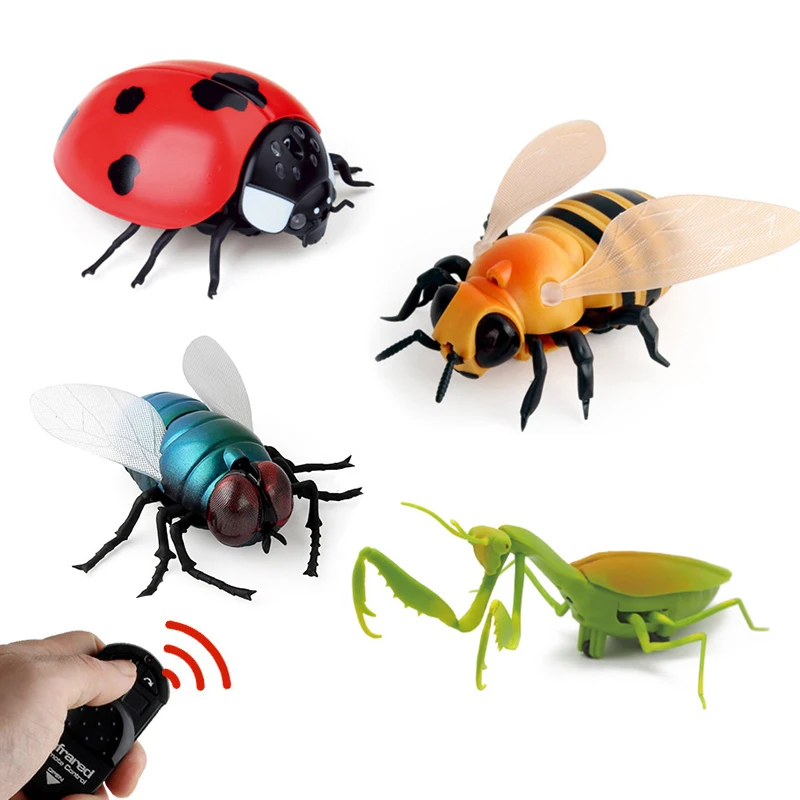 Interactive Pet Toy Infrared Remote Control RC Insect Toy Realistic Plastic Radio Control Animal Toys for Pets