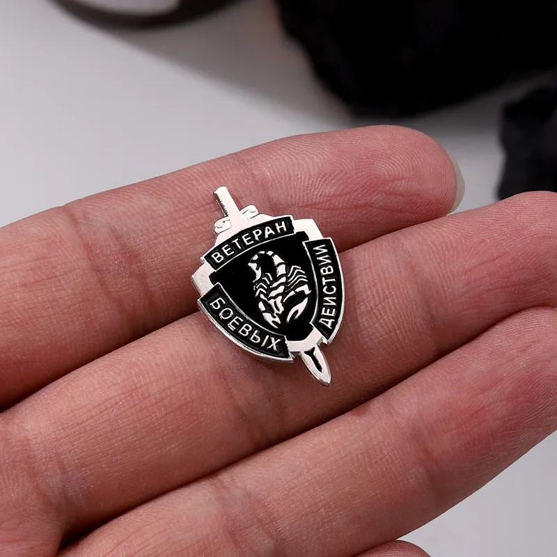 Metal Insect Lapel Pins Punk Black Scorpion Enamel Pin Personalized Clothes Bag Accessories Pins Badges