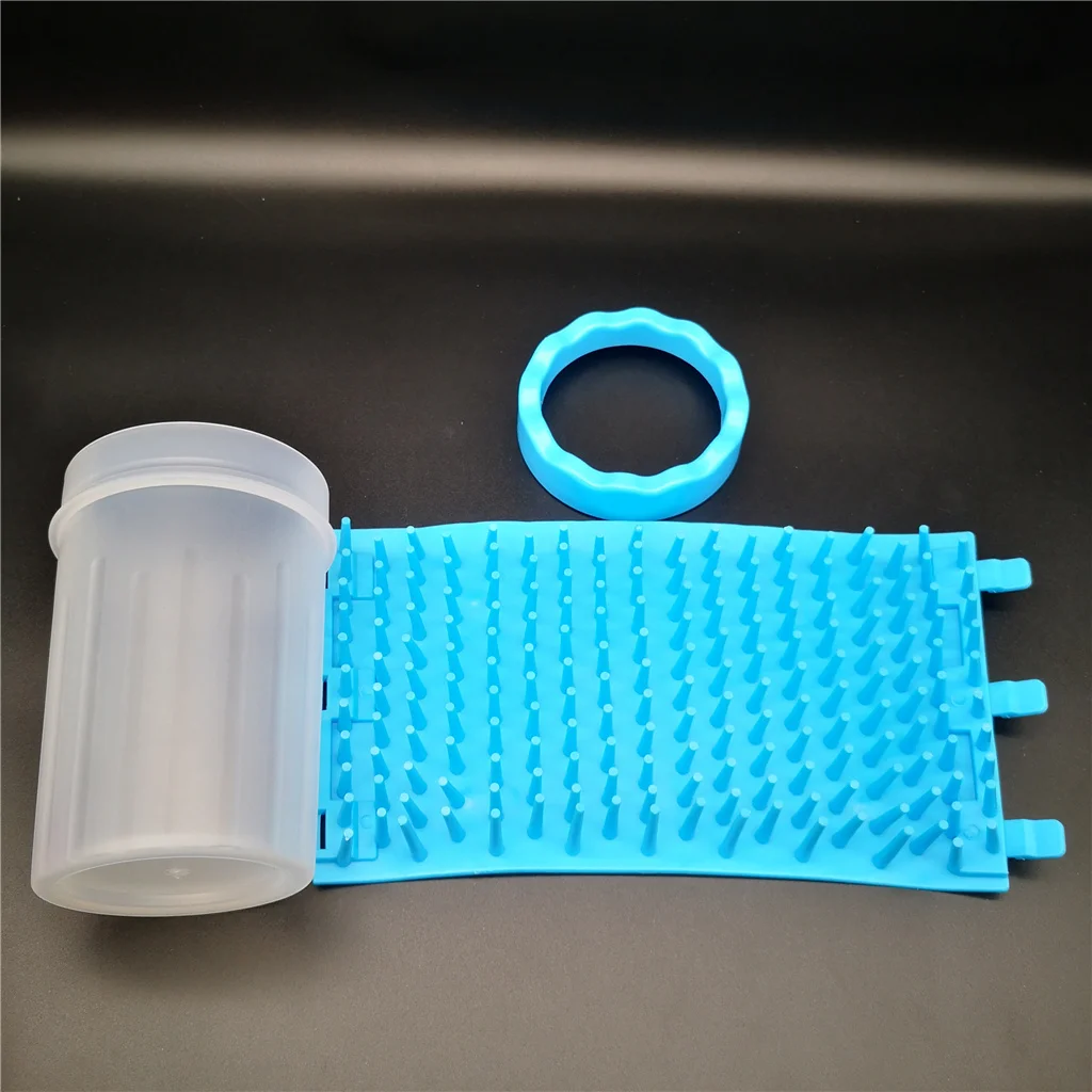 Factory Wholesale Detachable Portable Pet Dog Foot Washing Cup Pet Dog Paw Cleaner Cup Pet Dog Paw Cleaner
