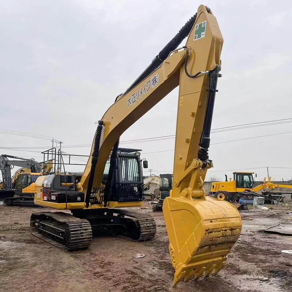 Caterpillar Excavator CAT320D Used Construction Machine 20 ton Excavator Top Configuration Guardrail 360 Degree Reversing Image