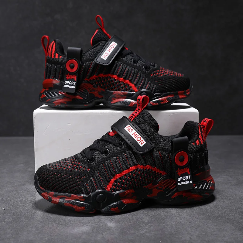 fashionable comfortable breathable soft cushioning and non-slip sneakers for children