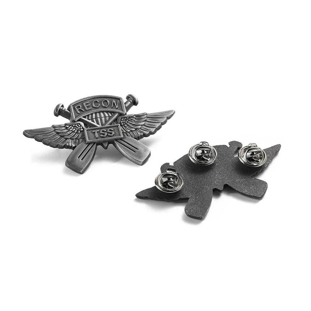 Retro Cool Antique Silver Lapel Pin Brooch Factory Custom Badge Pin High Details Metal Zinc Alloy 3D Pins for Clothes or Hats