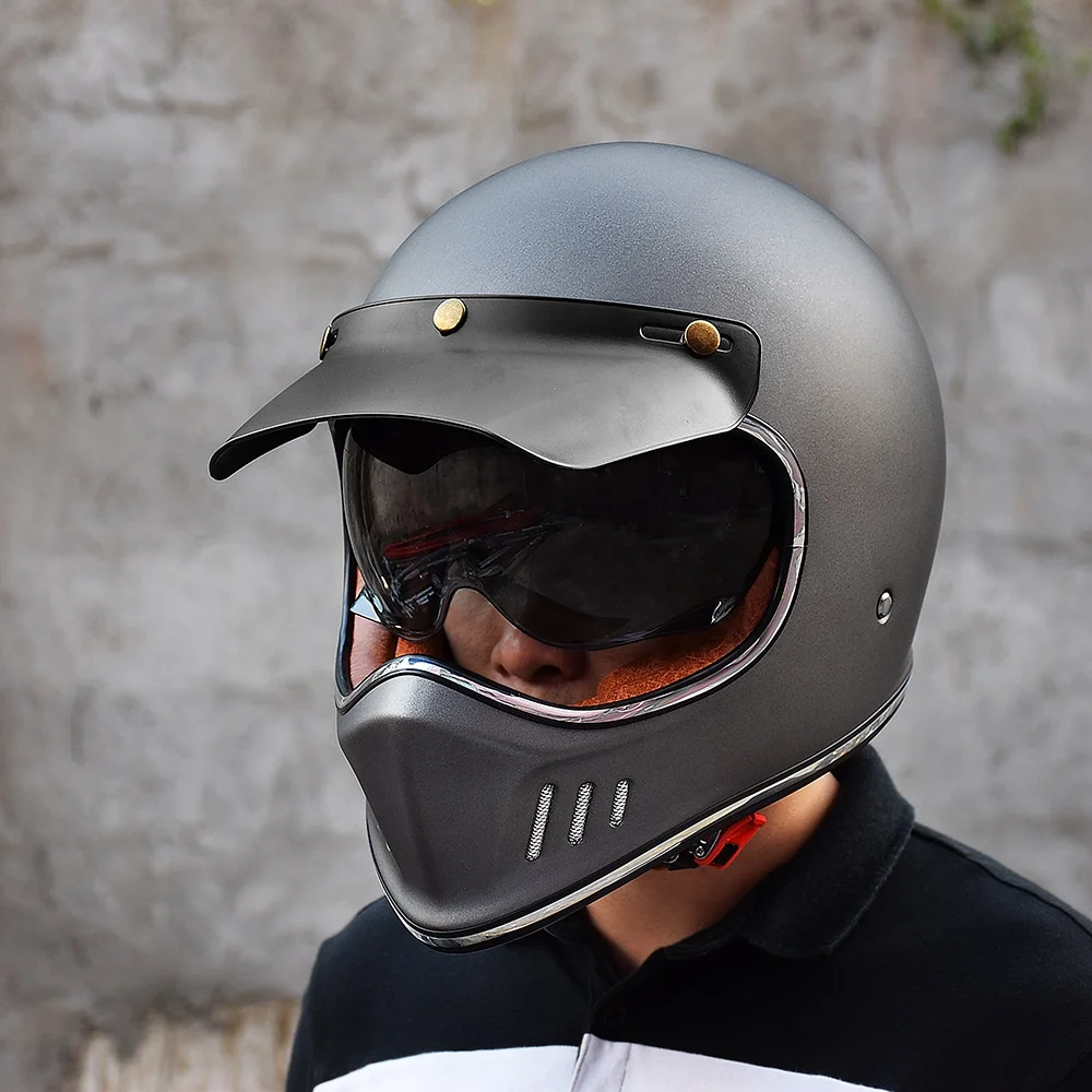 Full Face Motocross Helmet Men Women Vintage Street Moto Helmet DOT Approved Scooter Moto Helmet Warm Snowmobile Accessories