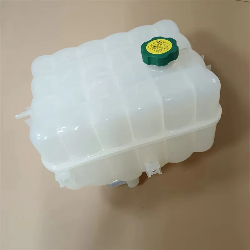369-2207 Water Tank 8.96 Liter Coolant Tank 3692207 For 320E 324E 329E Excavator Tank CA3692207 High Quality Parts