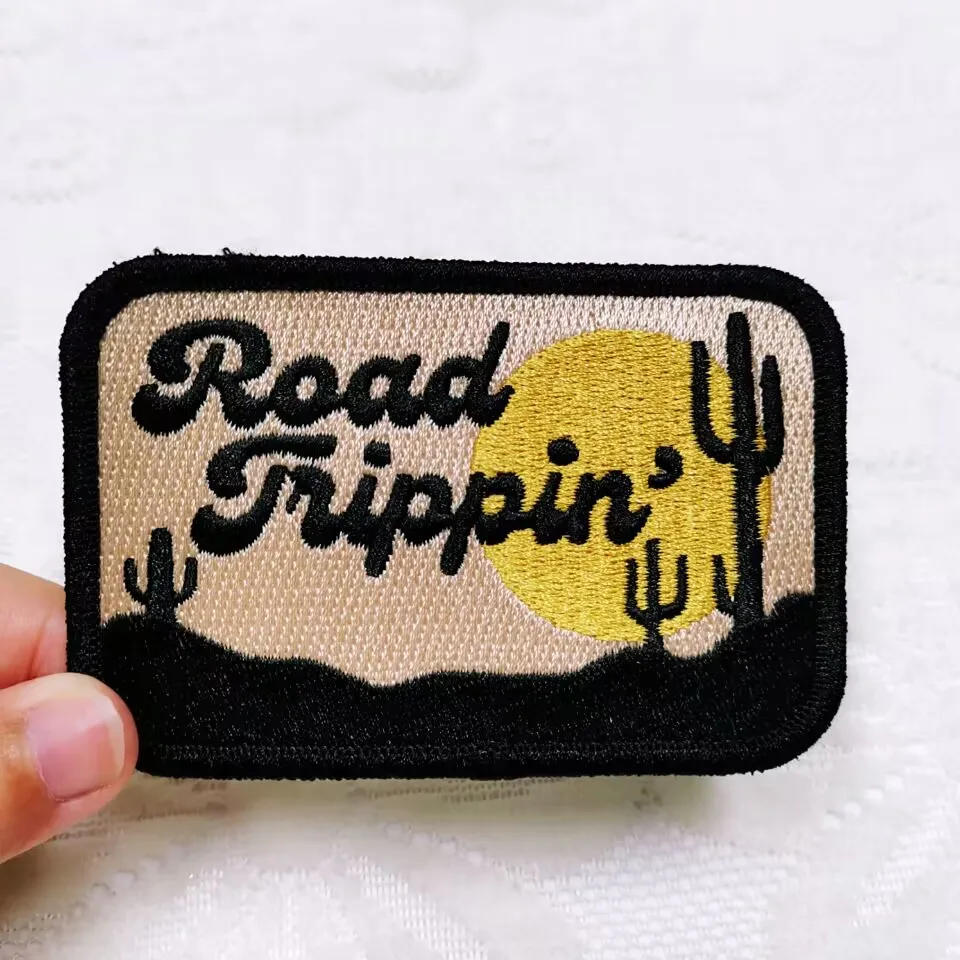 PINSBACK Custom Cartoons Pocket Monsters Pikachu Comics logo characters iron on embroidery patches animal dog and cat squirrel