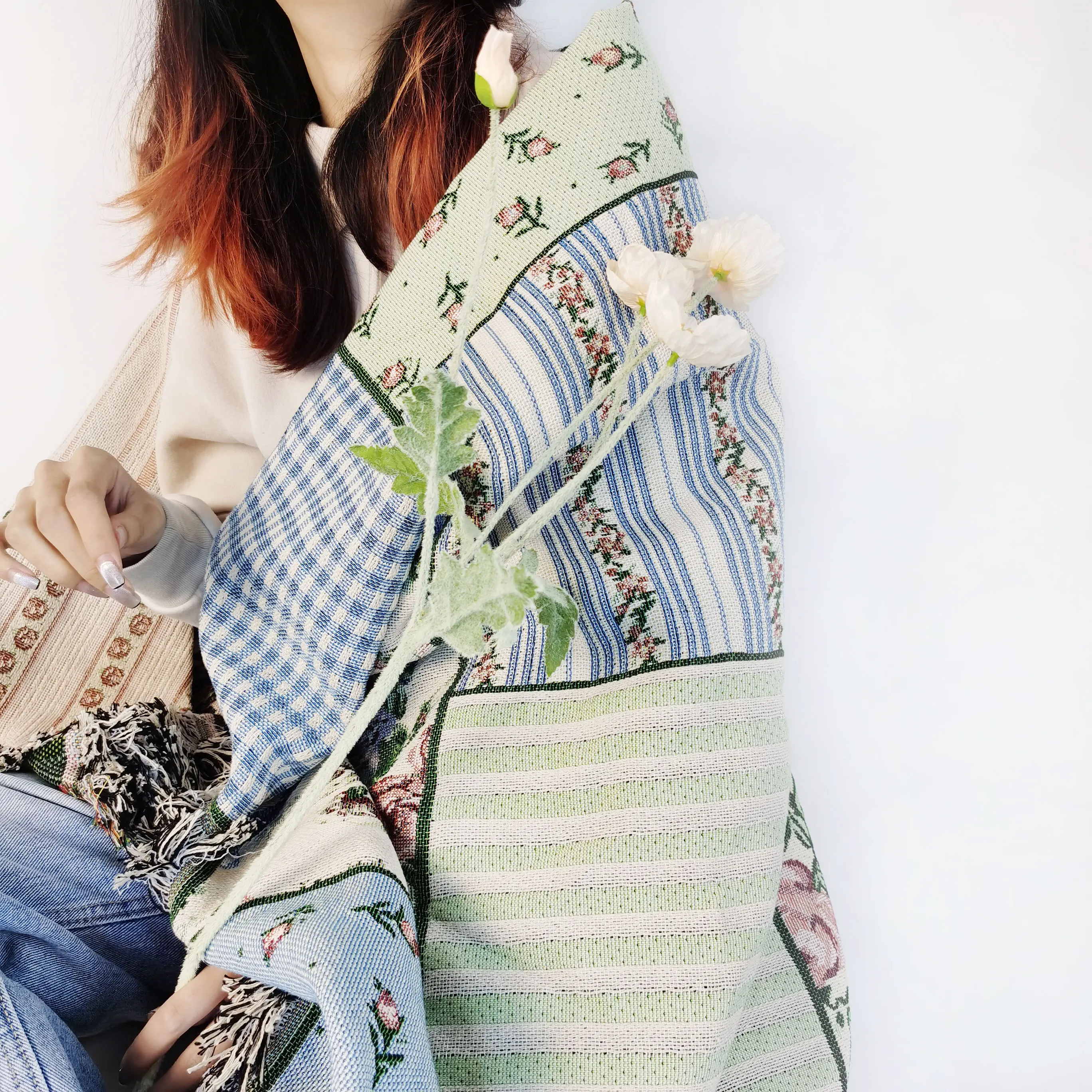 Rawhouse original design custom jacquard woven rugs with tassels tapestry throw blanket