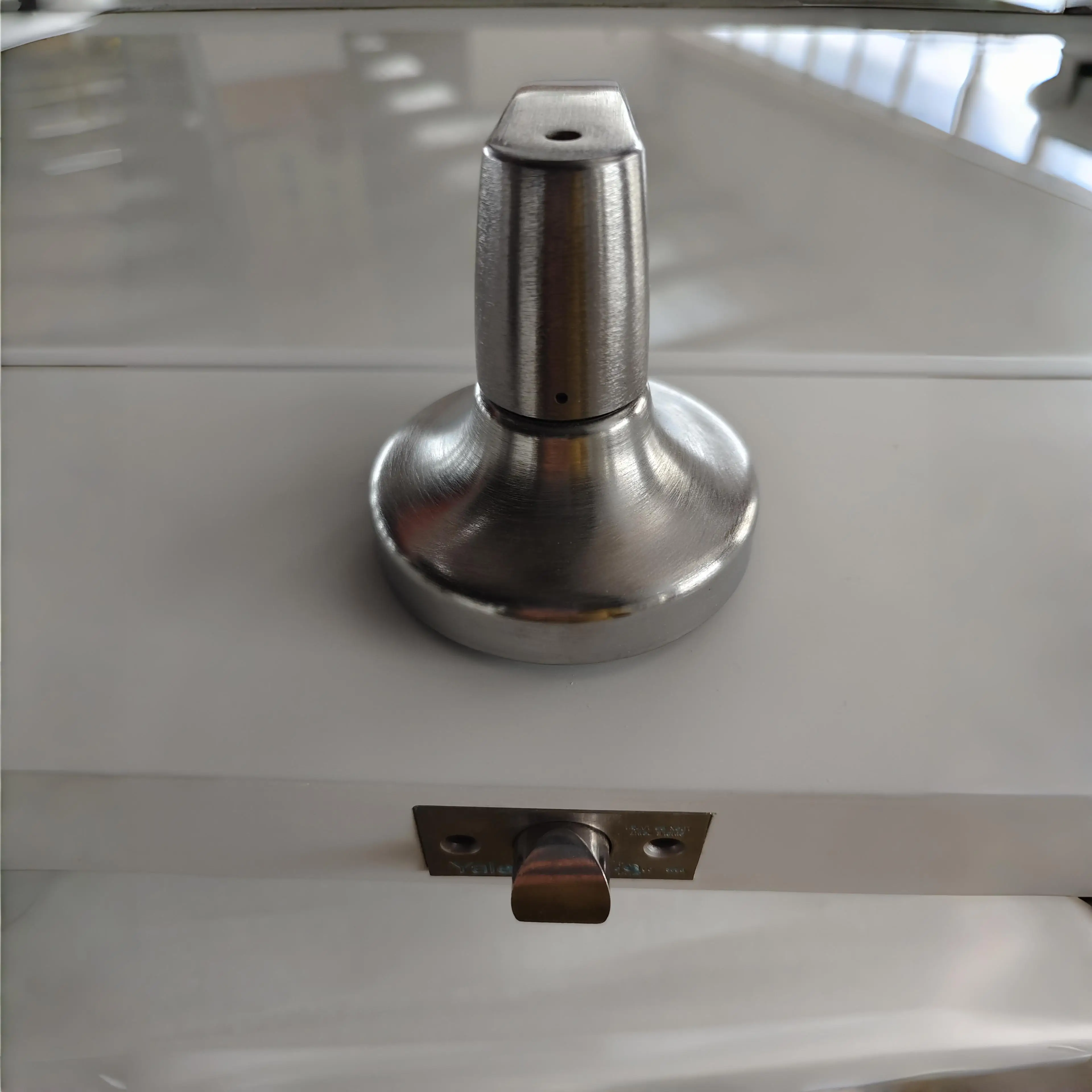 Modern Solid Core 6 Wood Panel Interior Doors with Decorative Lines for Houses