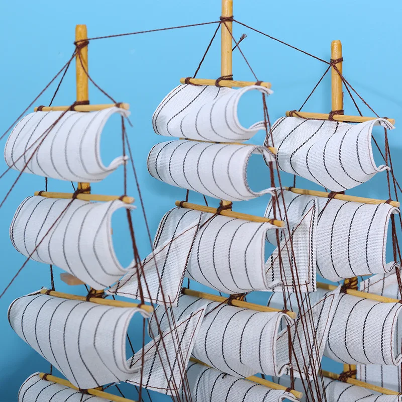 Pirate ship sailing smoothly, sailboat small boat model, wooden small wooden boat ornaments