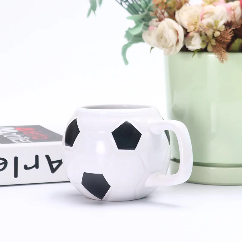 Wholesale custom  Soccer Ball Ceramic ceramic soccer ball shaped football mug