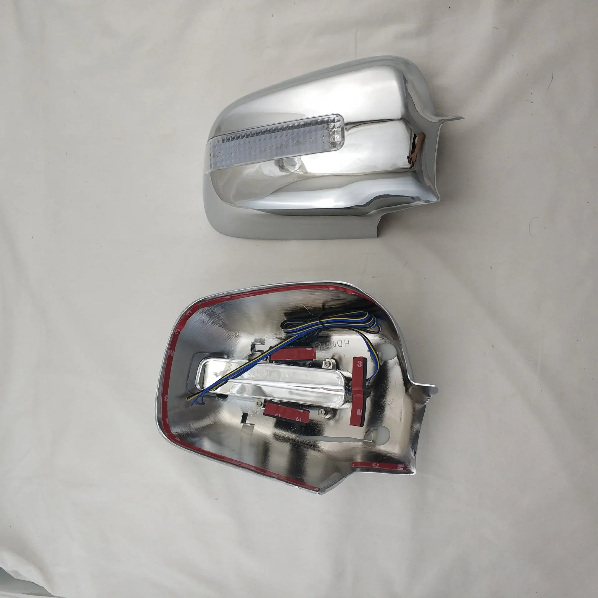 Hot Sale Car Accessories Exterior Decoration ABS Chrome Mirror Cover LED For Honda CRV 2001-2006