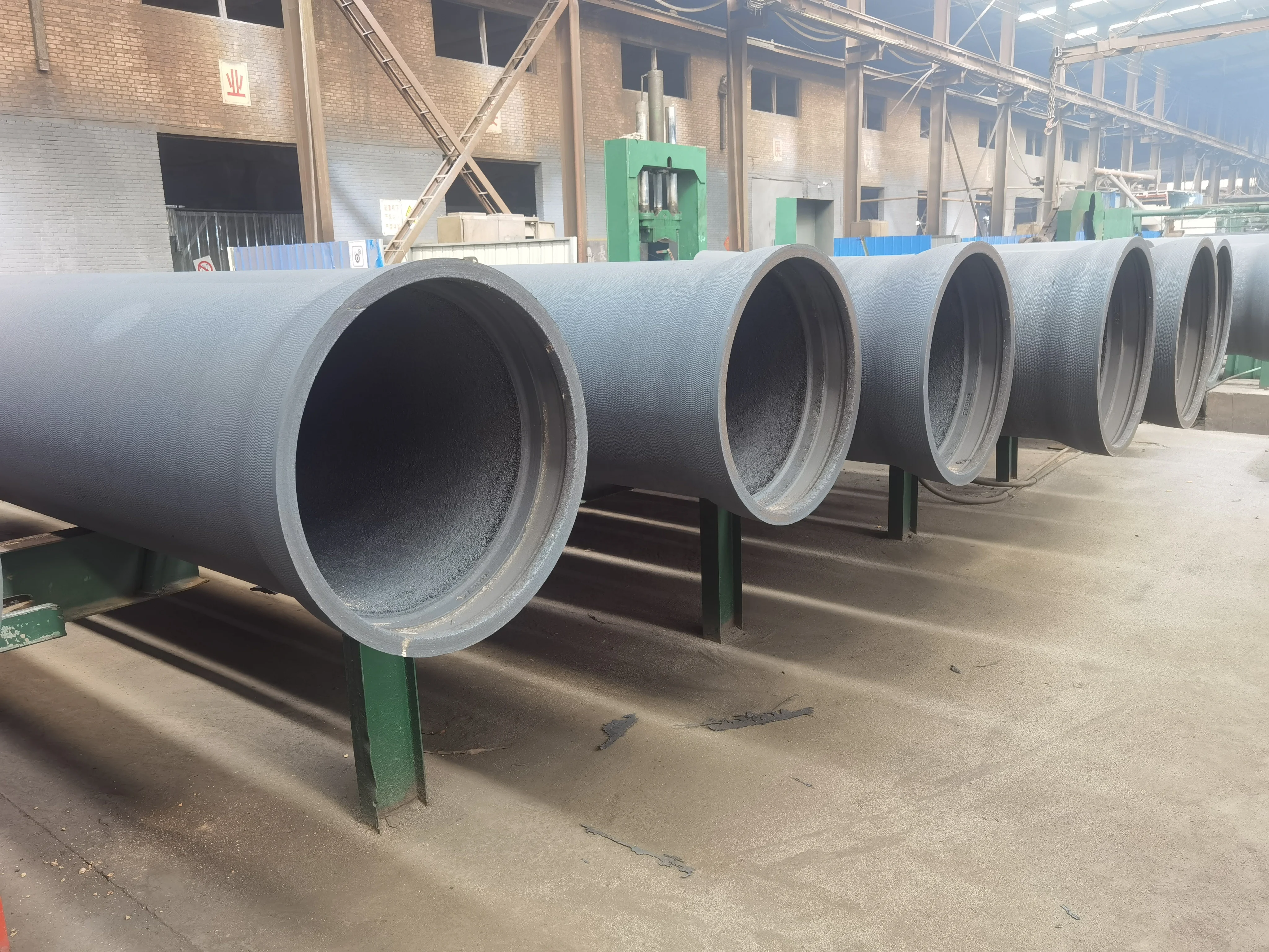 Хорошая цена, оптовая продажа, черная чугунная труба K9 K7