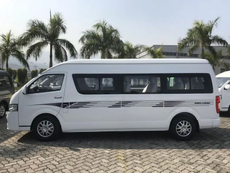 Управление микроавтобусом. Mini Bus for 18 person.