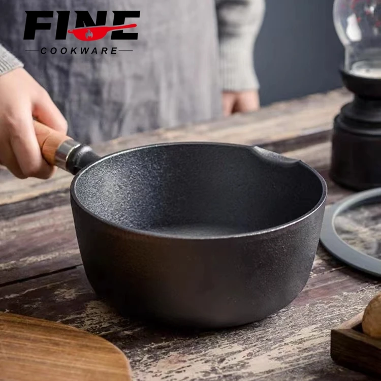 Household Items For Kitchen Cooking Pre-seasoned Cast Iron Saute Pan Fried Soup Cooking Pot
