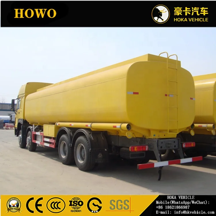  SINOTRUK HOWO 8X4 371HP 28CBM топливный танкер модель
