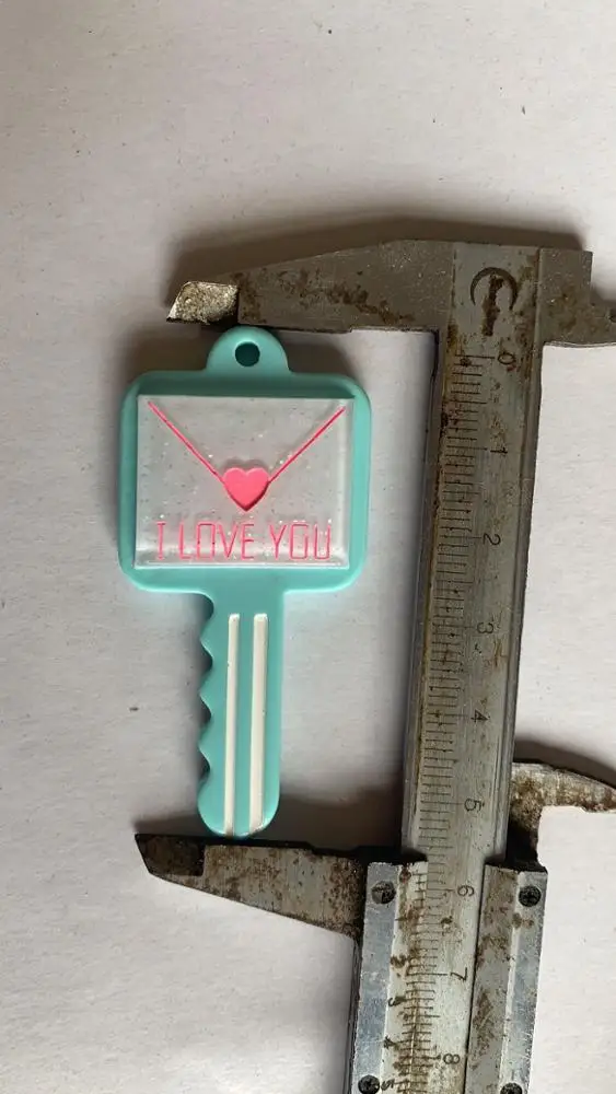 
100pcs New Resin Key Shaped Love Heart Letter Flatbacks Heart Key Pendants Jewelry Keychain Earring Slime Charms 