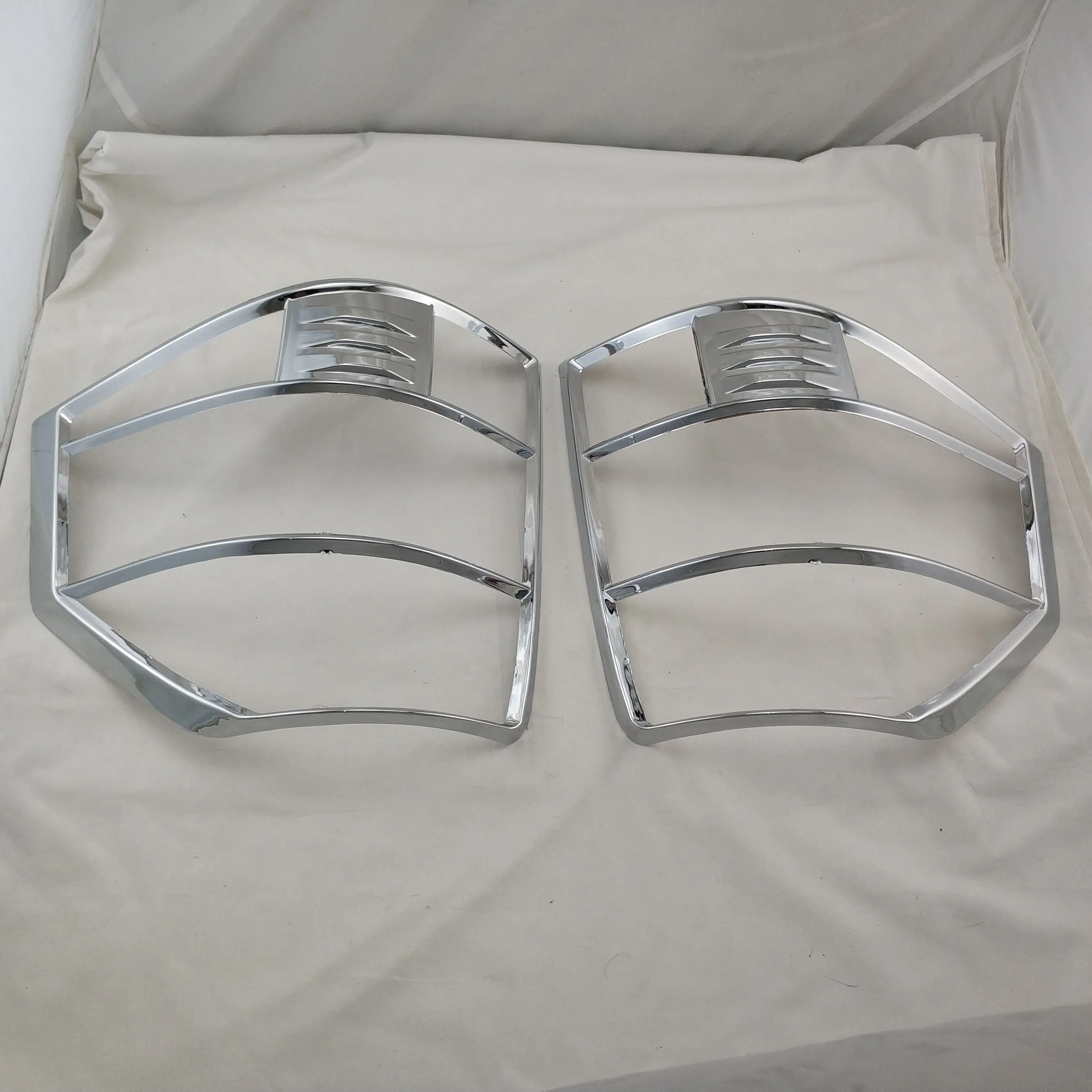 Car Automotive ABS Chrome accessoires Tail Lamp Cover For SUZUKI APV tail lamp cover Car Exterior car styling accessories