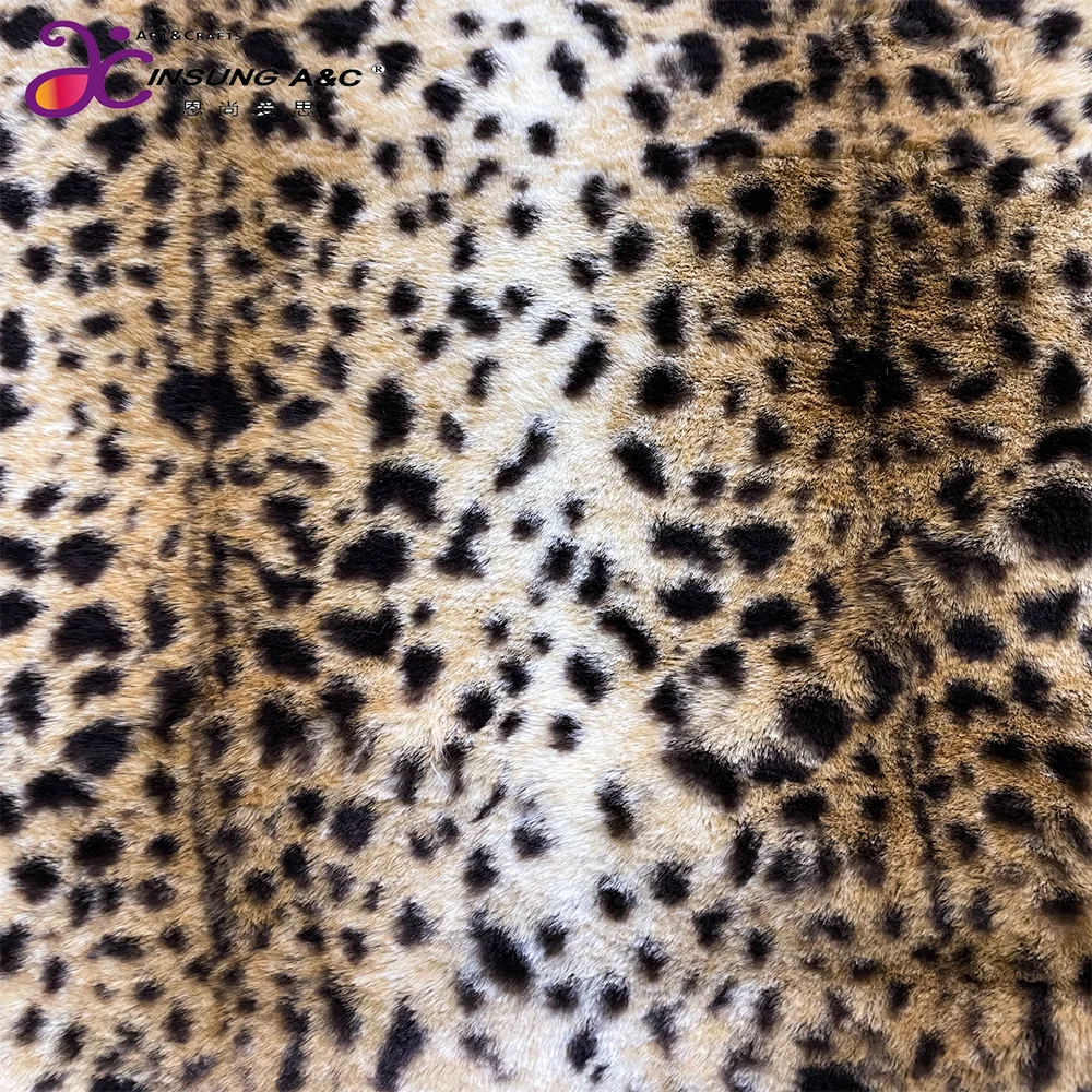 Wholesale leopard print and animal print rabbit hair print rabbit hair flannel clothing plush toy carpet fabric