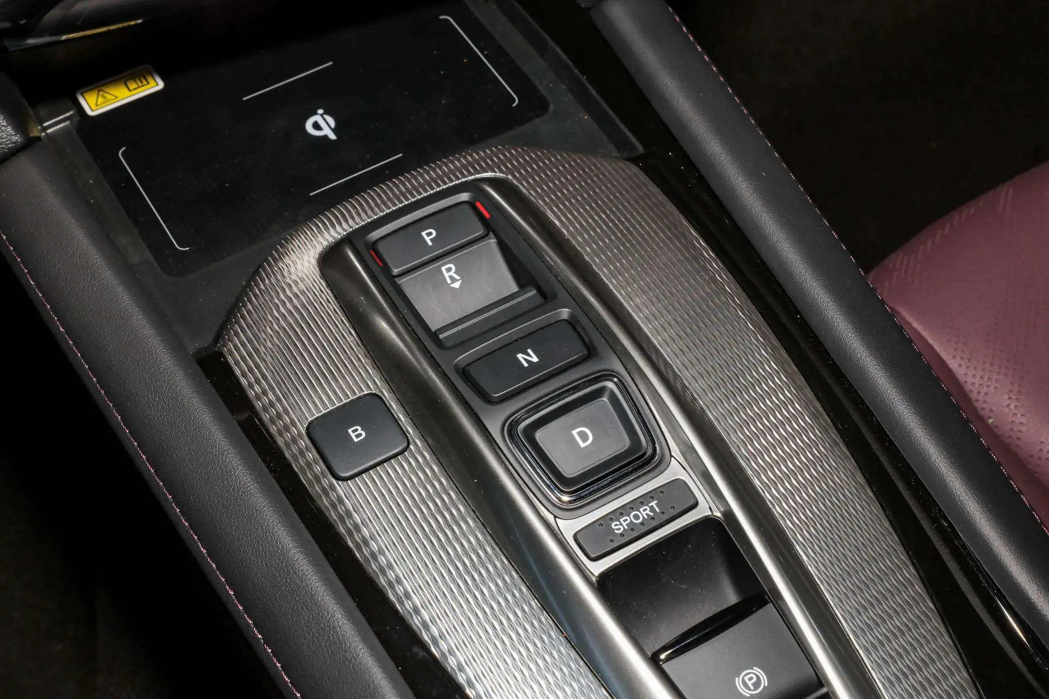 Hot Sale Electric Suv Car For Adult honda mnv Made In China high Speed used car for sale MNV