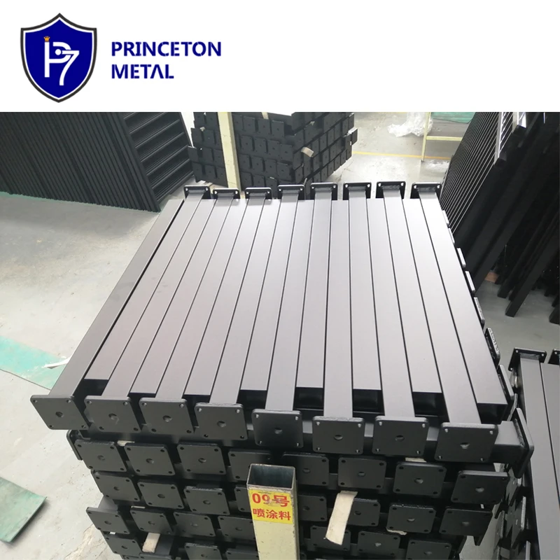Post and  base plate for aluminum fence