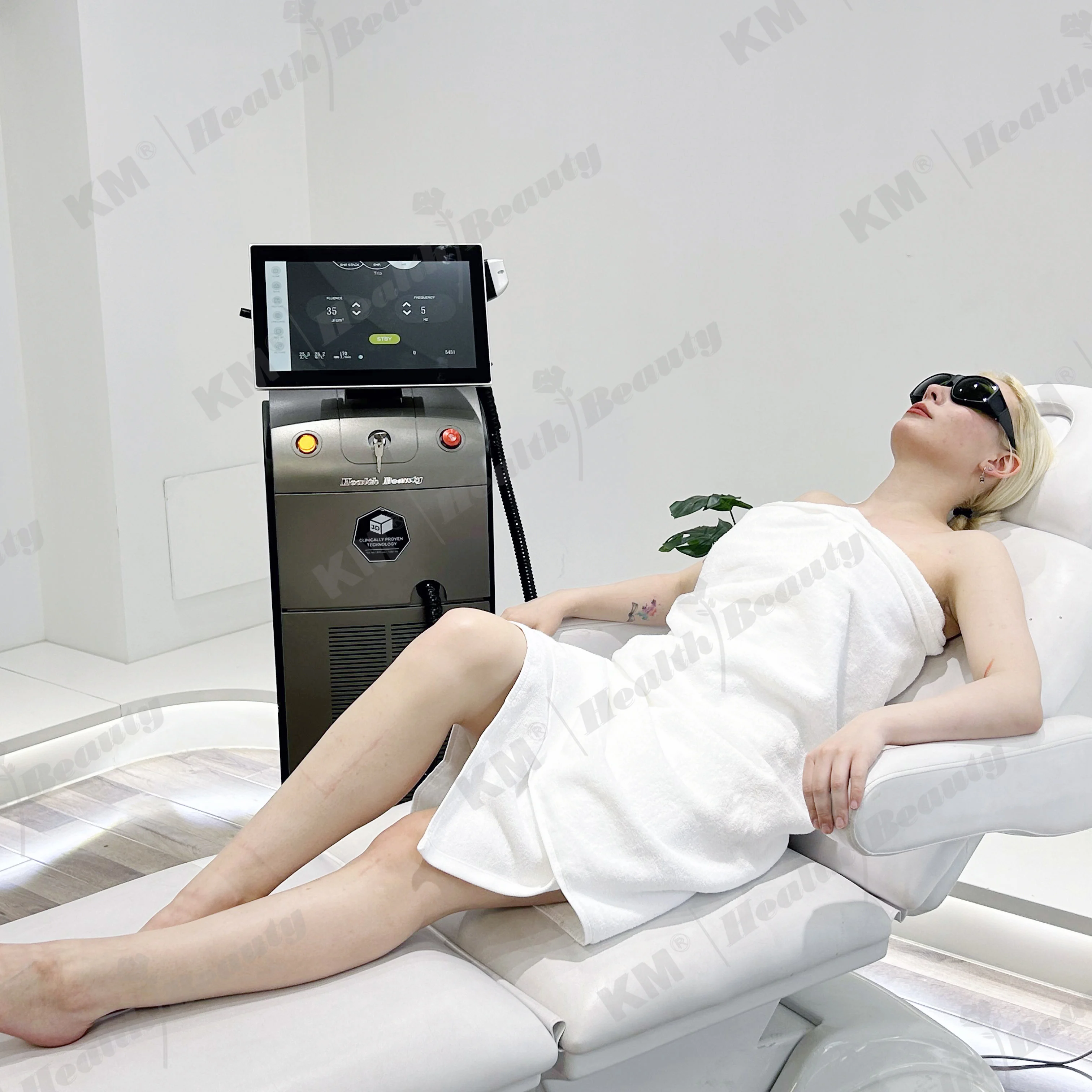 Weifang KM Diode Laser hair removal Ice Speed 755nm 808nm 1064nm permanent 808 diode hair removal laser diode laser 755 808 1064