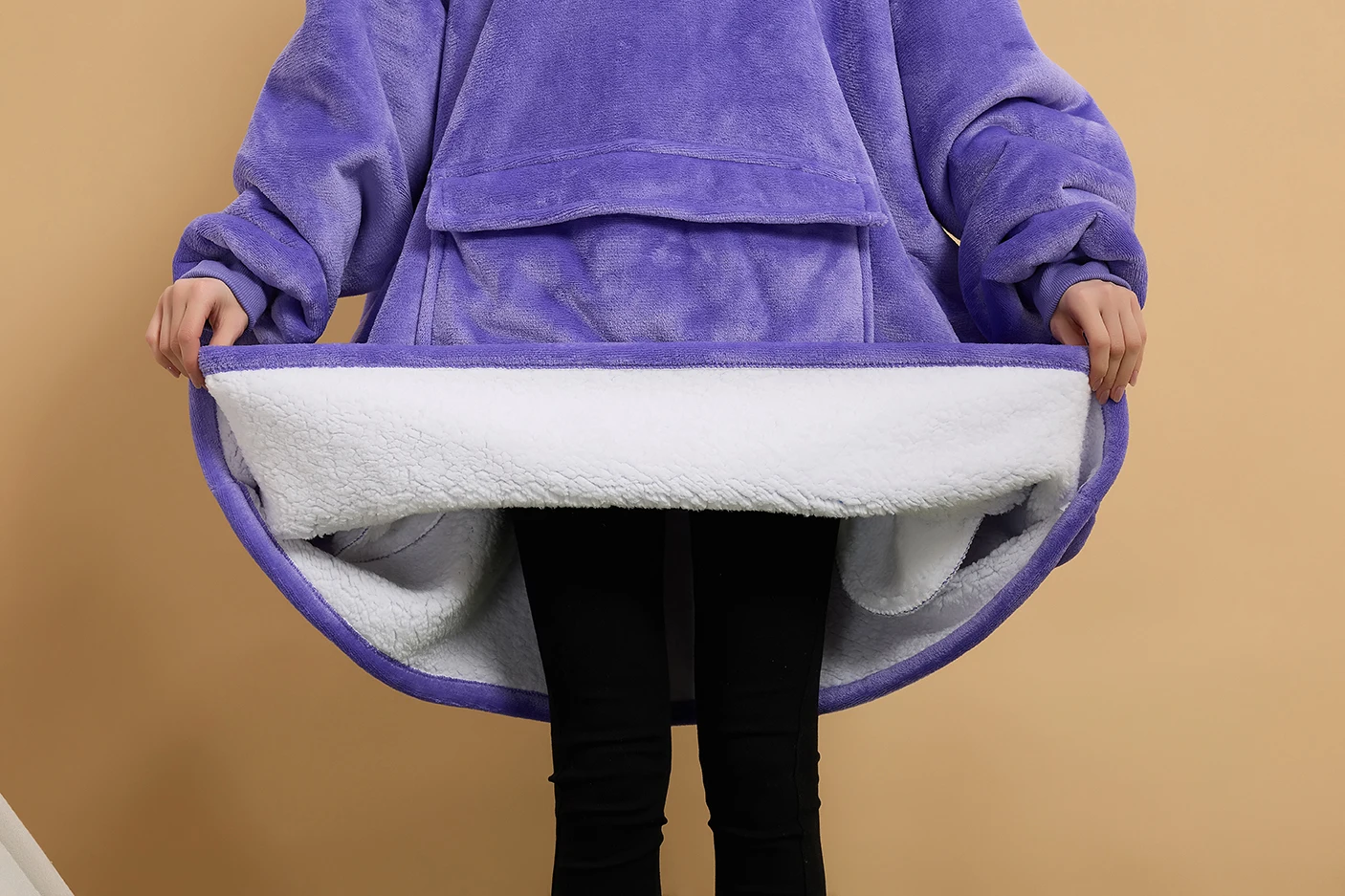 Factory oversized sherpa blanket with hood pocket and sleeves super soft warm fleece plush giant wearable blanket hoodie adult