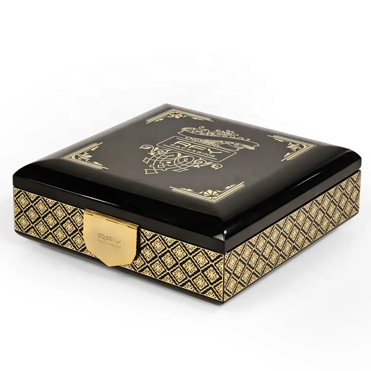 Деревянная коробка для духов