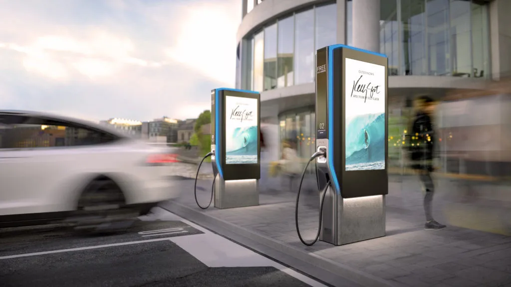 43 inch LCD advertising screen charging pile 60KW DC landing double guns electric vehicle