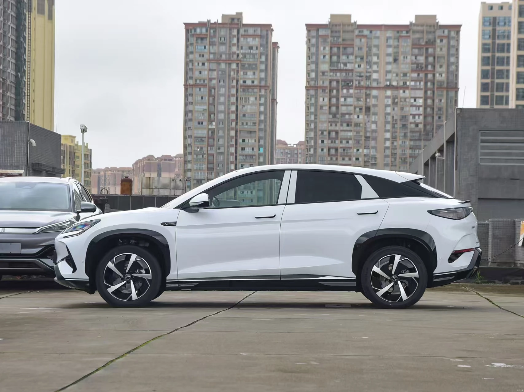 2024 BYD Haishi 07EV dual motor 4WD pure electric medium-sized SUV 550km new energy resources EVPHEV