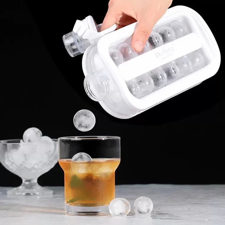 MJ Bar Kitchen Accessories Portable Ice Ball Maker Bottle 17 Grid Flat Body for Hockey Coffee Whiskey Ice Ball Maker Kettle