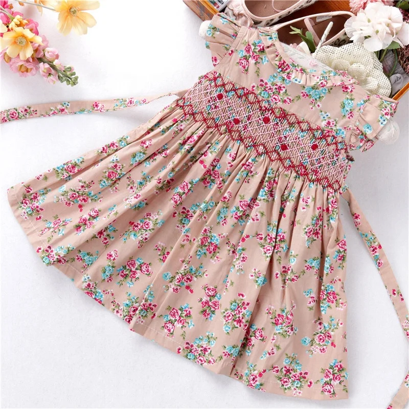 C042168  new arrival handmade floral girls smocked dress clothing  peter pan collar cotton newborn kids clothes  baby
