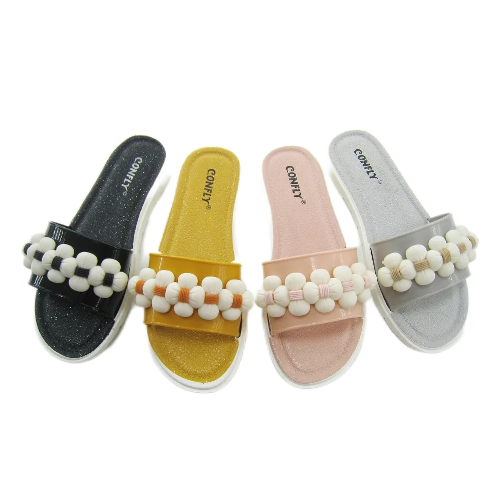 Trendy cheap flat v strap pvc slipper