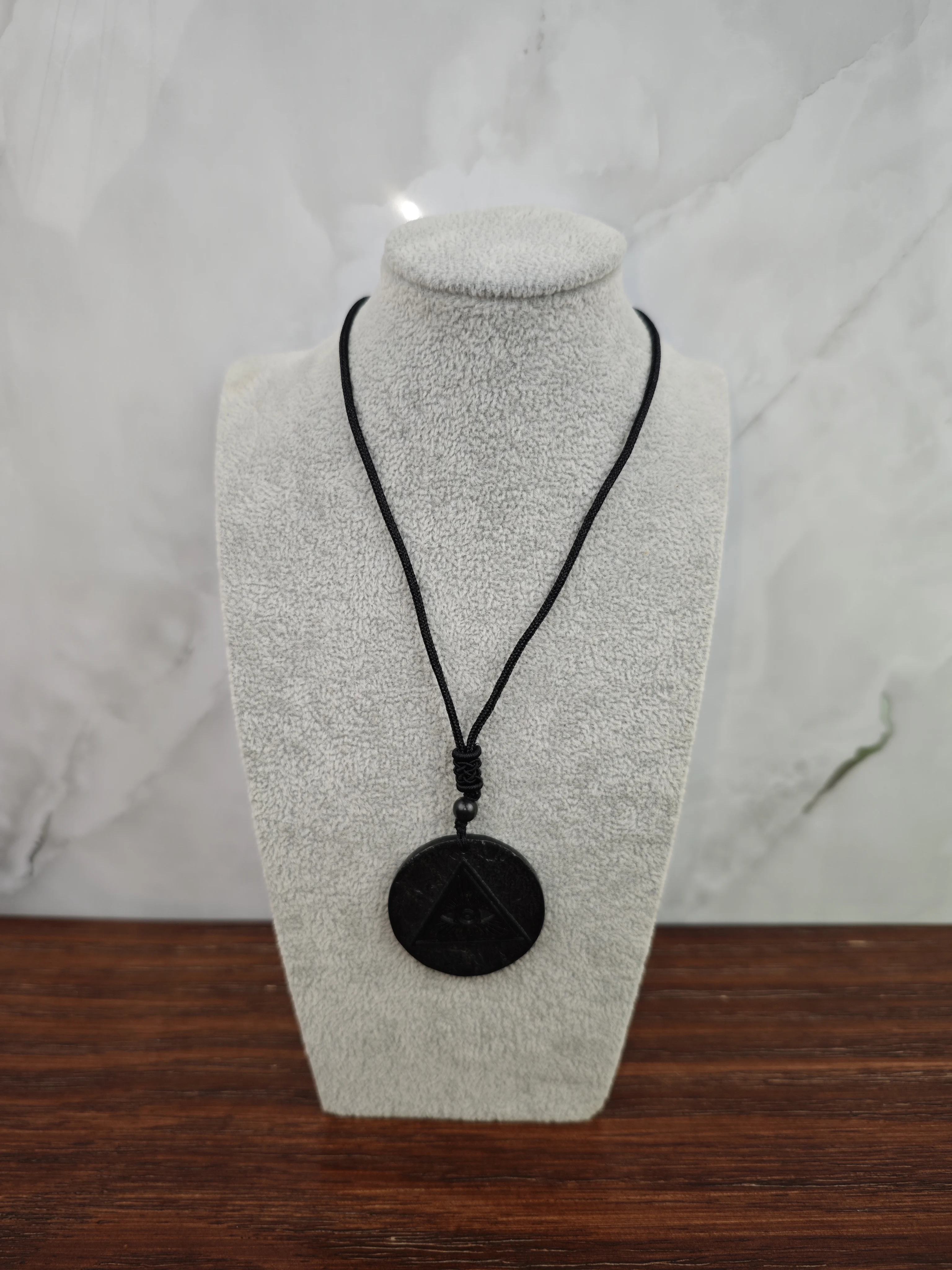 CHENYISHI 50%-70% Carbon Shungite Cheap Price Natural Stone Shungite Round and Cross Shaped Pendant Necklace for EMF Protection