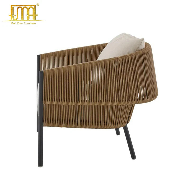 Garden furniture patio set armrest rattan easy chair with integrated cushion